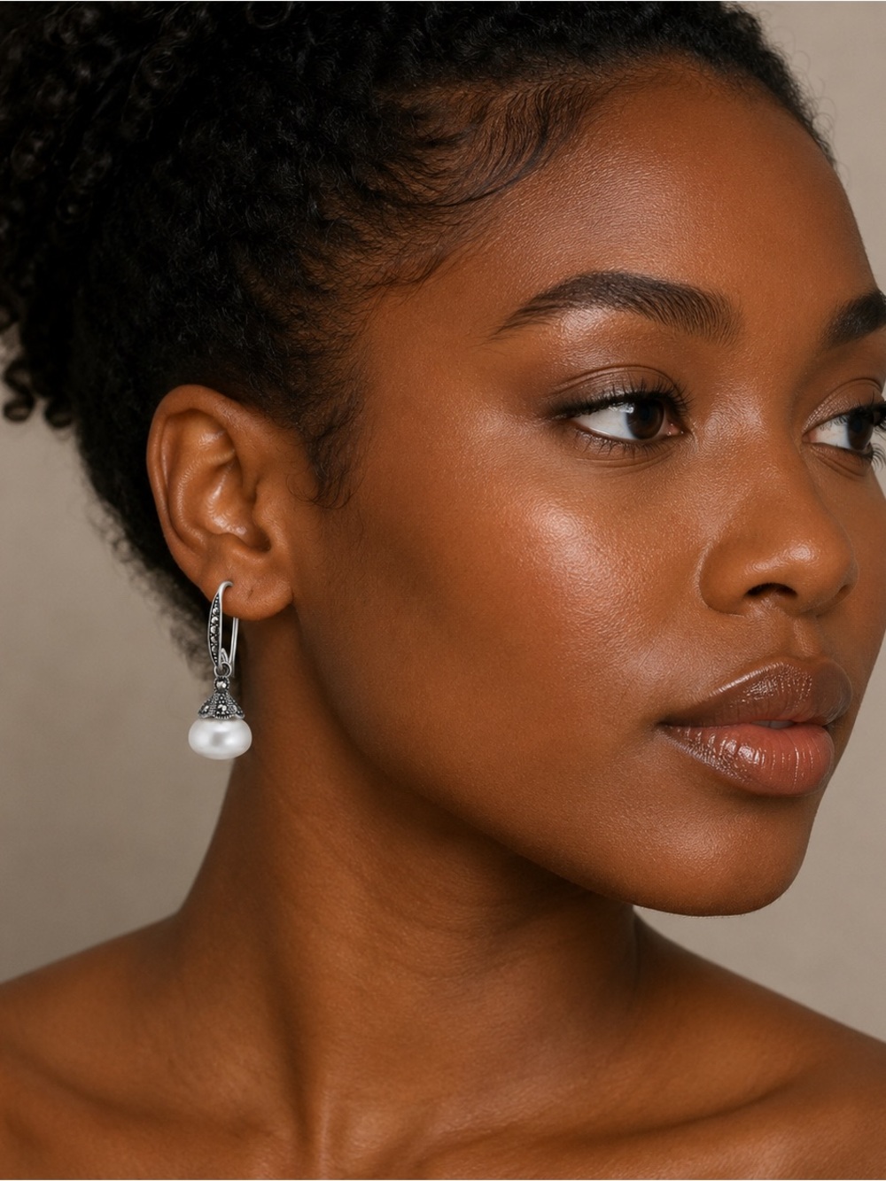 Sterling silver pearl earrings